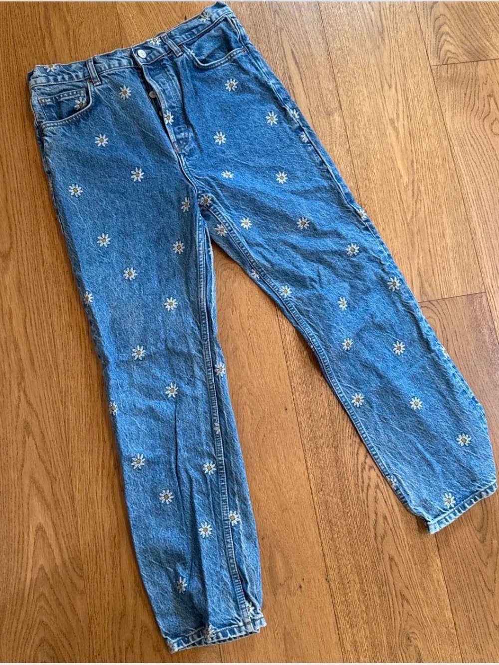 Reformation Light Blue Straight Leg Daisy Embroidered Jeans - Picture 4 of 5
